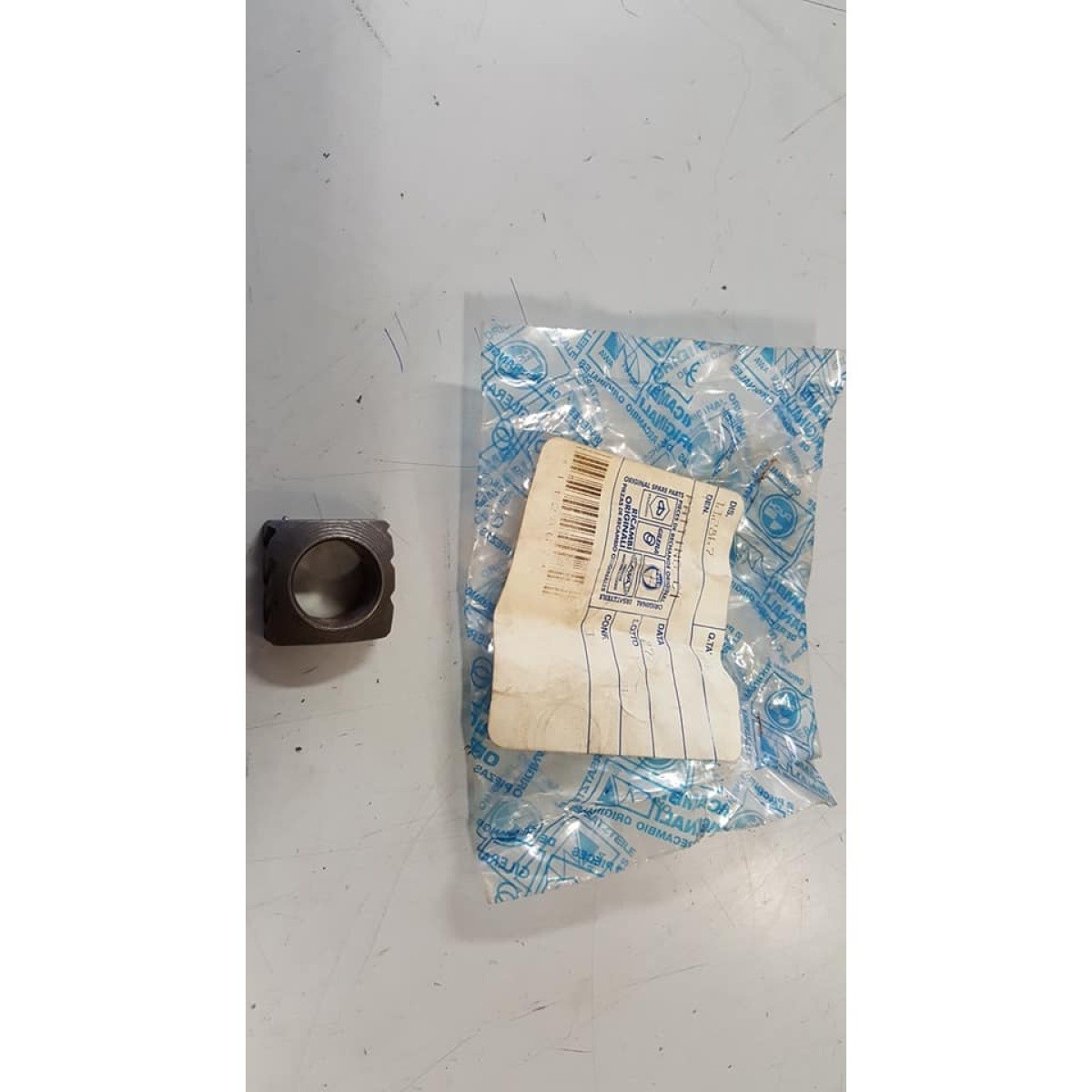 1128674 PATTINO SEMIASSE (APE CAR-TM) - immagine 1