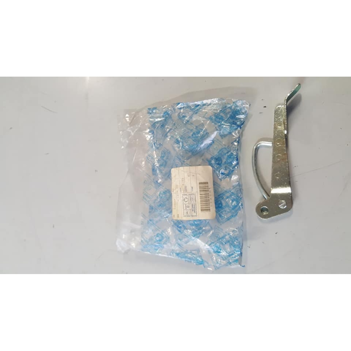 128805 GANCIO SPONDA POST.DX (APE CAR-TM) - immagine 1
