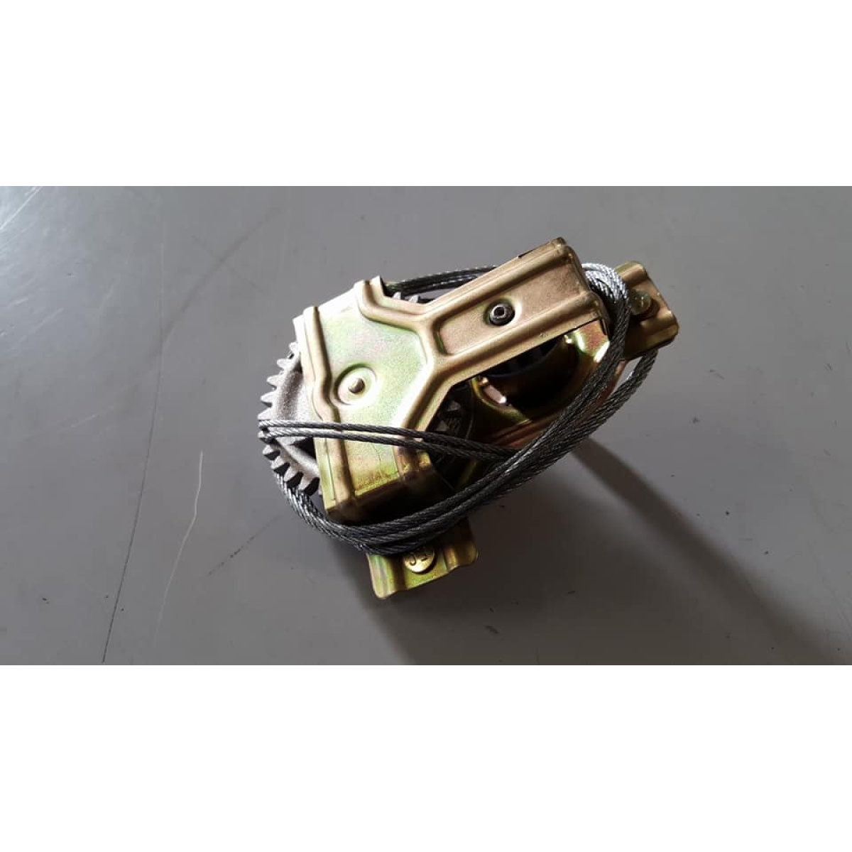 186241 ALZAVETRO (APE CAR-MAX) - immagine 1