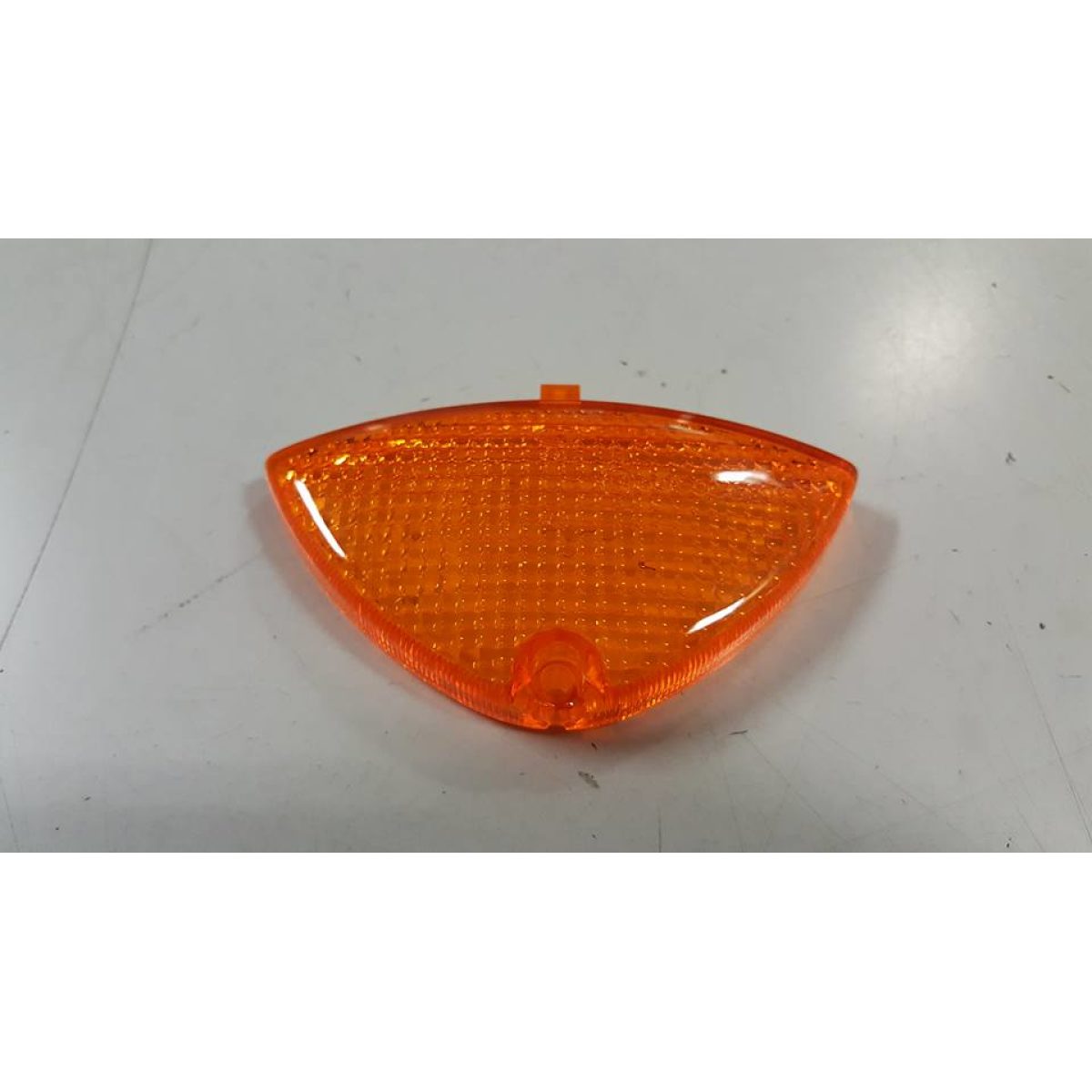 498439 VETRO FRECCIA ANT. DX-SX (FREE) - immagine 1