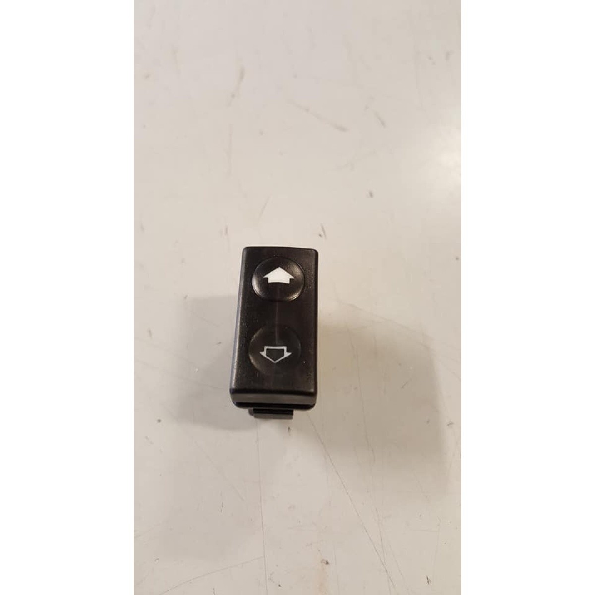 063233 INTERRUTTORE ALZAVETRO (LIGIER NOVA) - immagine 1