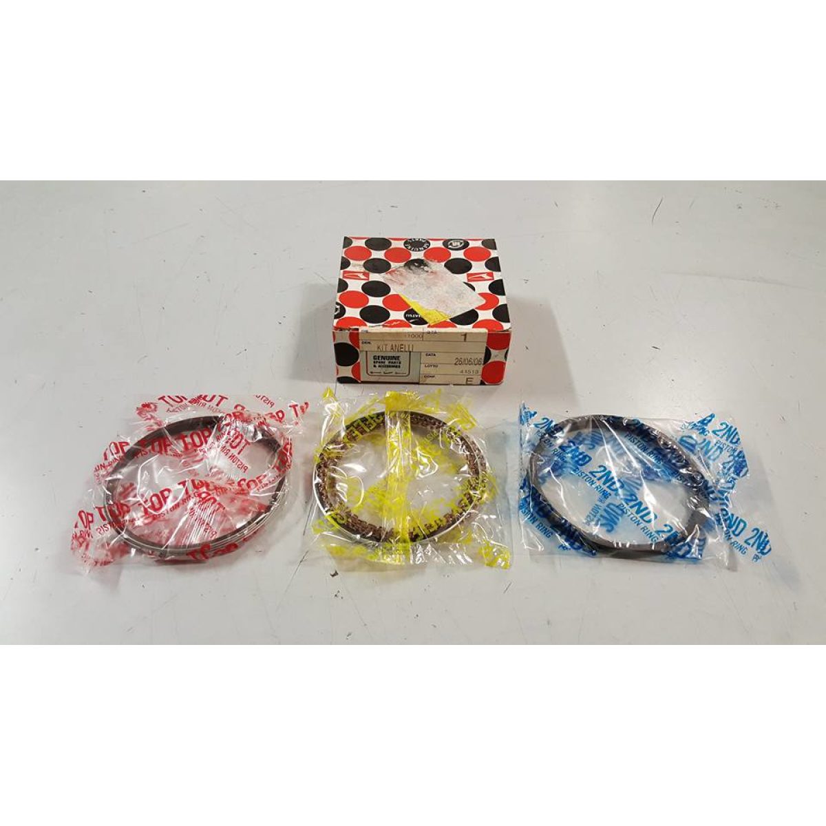 1301187111000 SERIE FASCE ELASTICHE (PORTER 16V) - immagine 1
