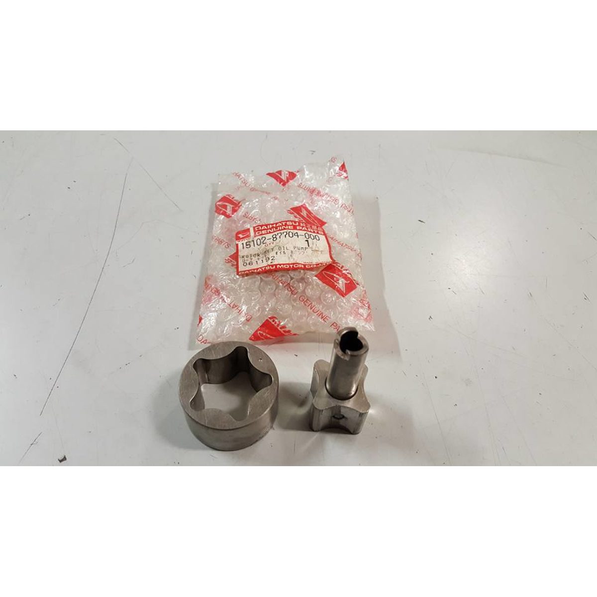 1510287Z04000 ROTORE POMPA OLIO (PORTER 1000cc) - immagine 1