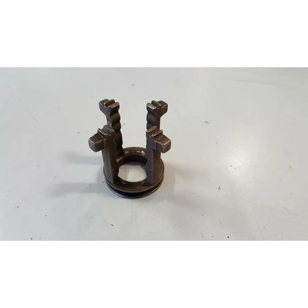 1653045 CROCERA CAMBIO (VESPA 50R)