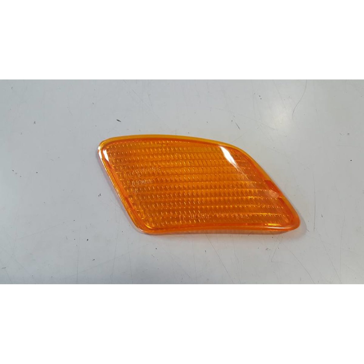 498851 VETRO FRECCIA ANT. DX (ZIP) - immagine 1