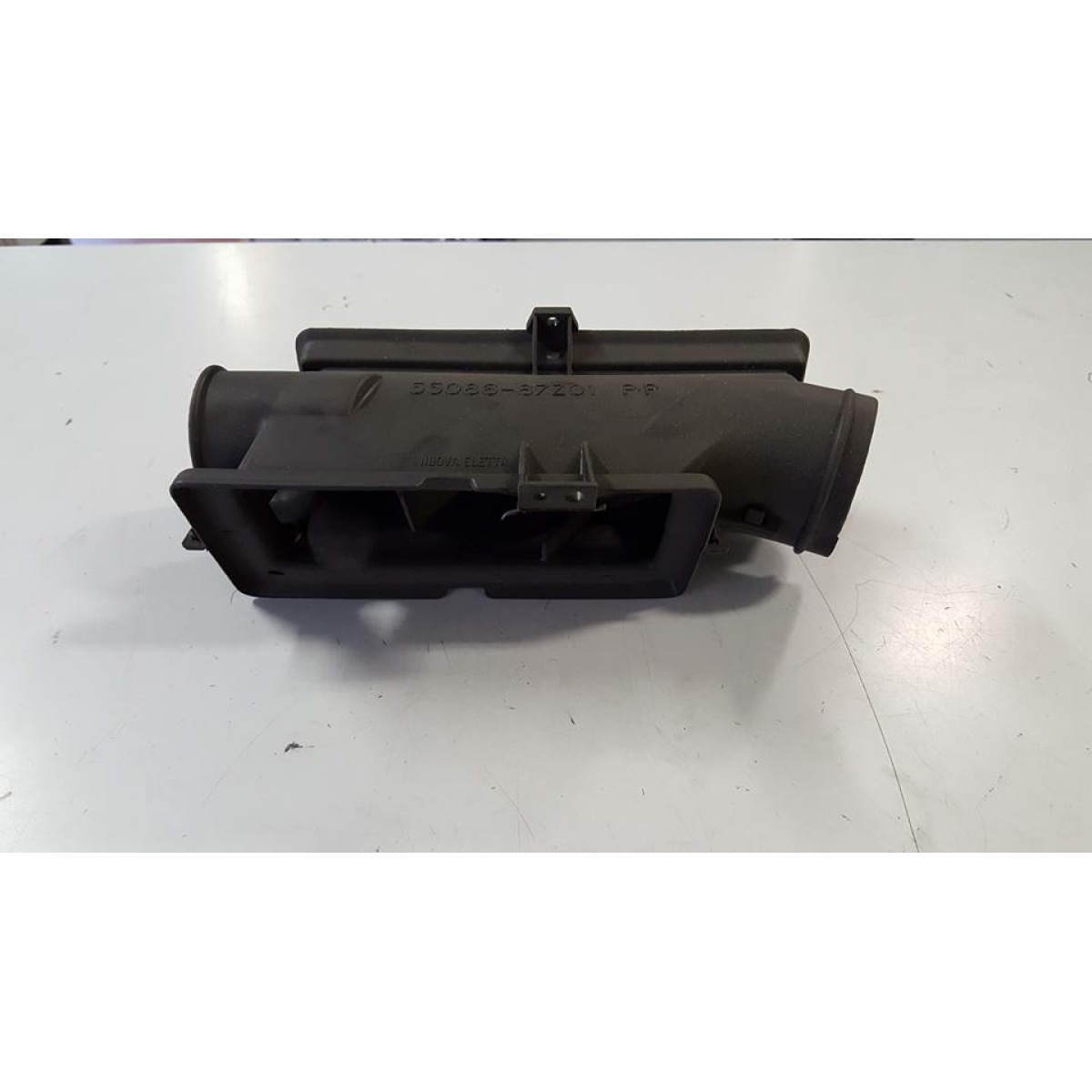 5508687Z01000 CONVOGLIATORE ARIA (PORTER) - immagine 1