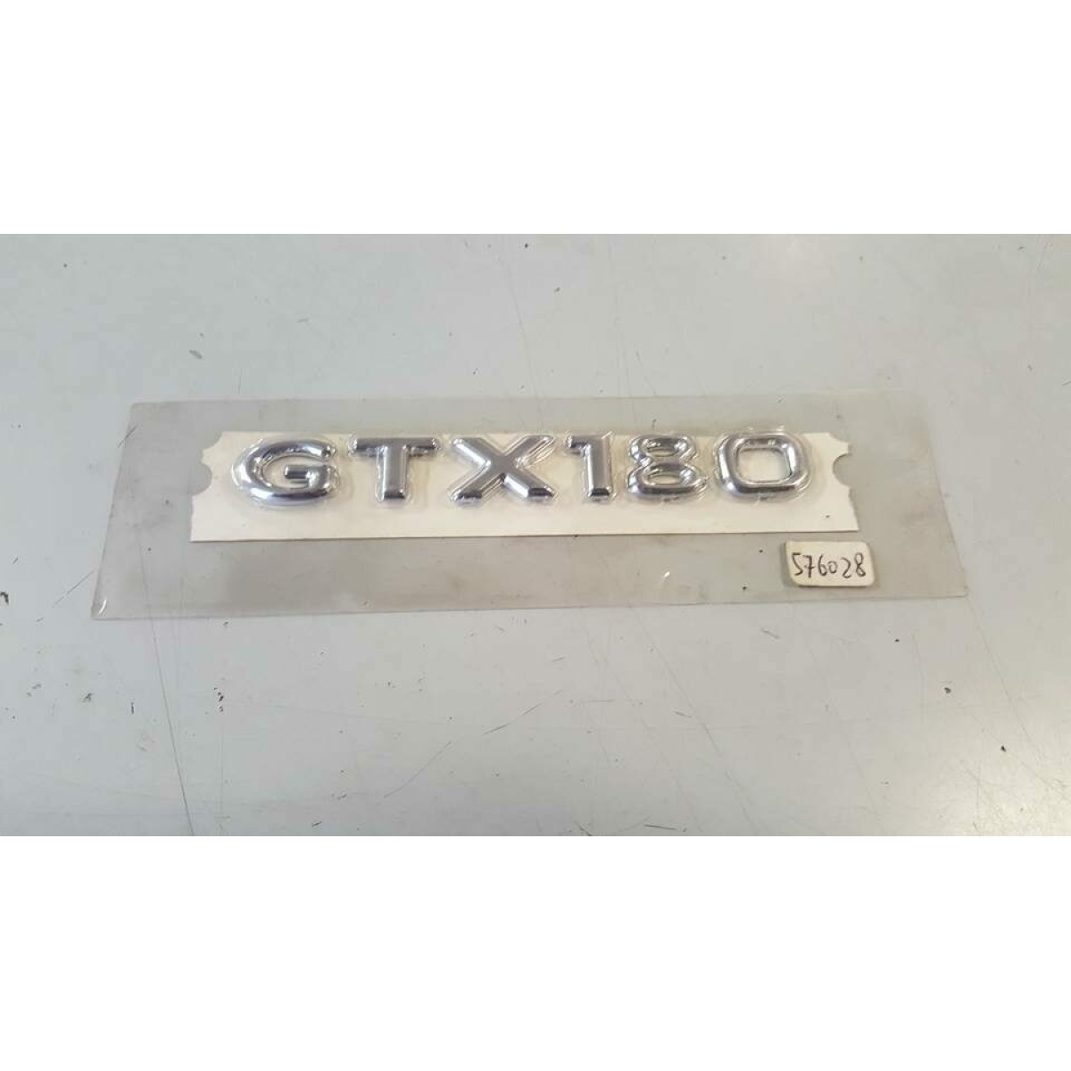 576028 SCRITTA "GTX 180" (SUPERHEXAGON) - immagine 1