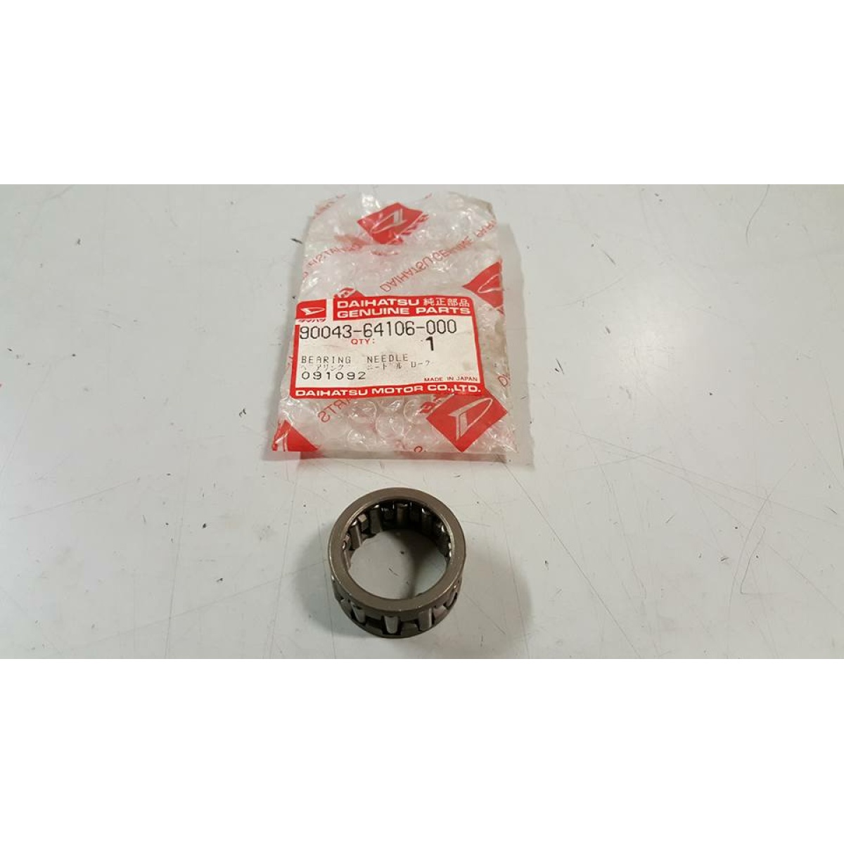9004364106000 CUSCINETTO A RULLI CAMBIO (PORTER) - immagine 1