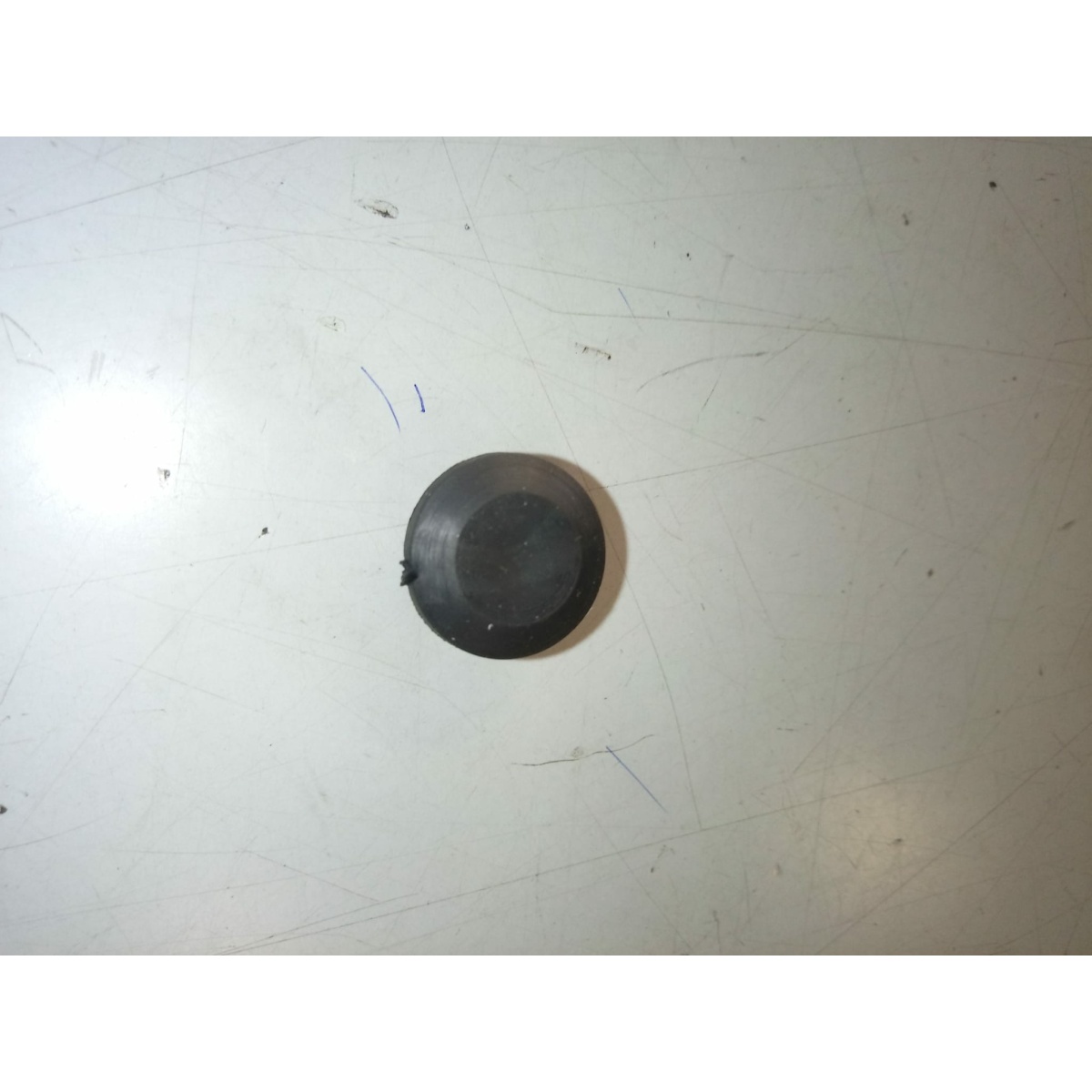 GU93180245 TAPPO TESTA (BREVA-NEVADA 750) - immagine 1