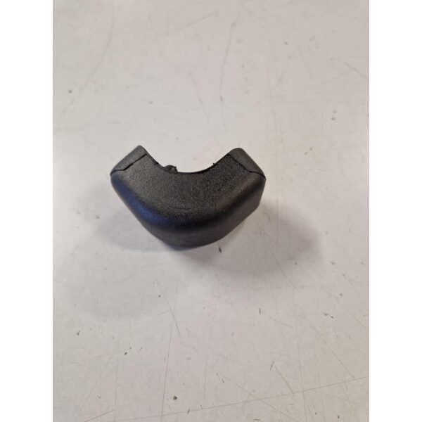 6633187Z01000 TAMPONE ANGOLARE POST. DX (PORTER)