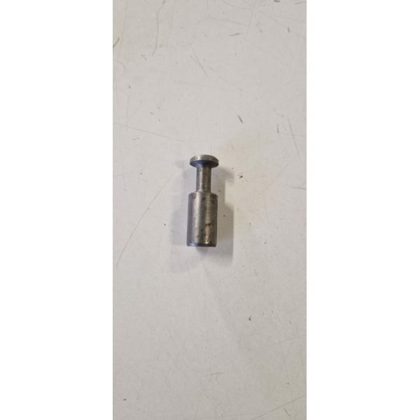483785 PERNO MOLLE CAVALLETTO (FLY)