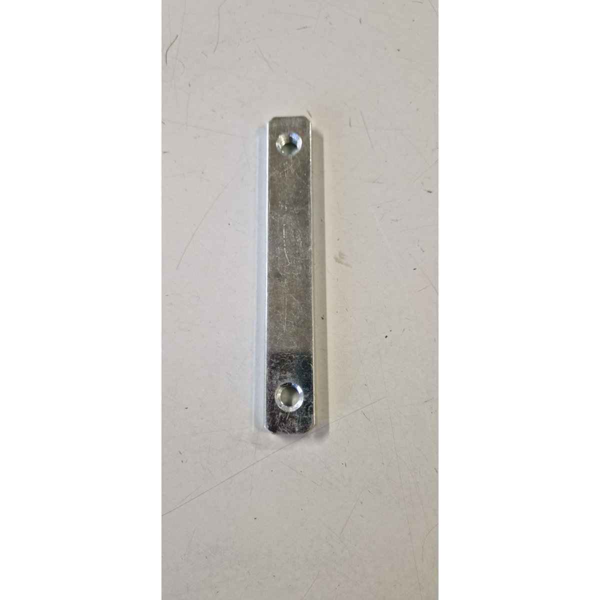 B000224 PIASTRINA CERNIERA (PORTER) - immagine 1