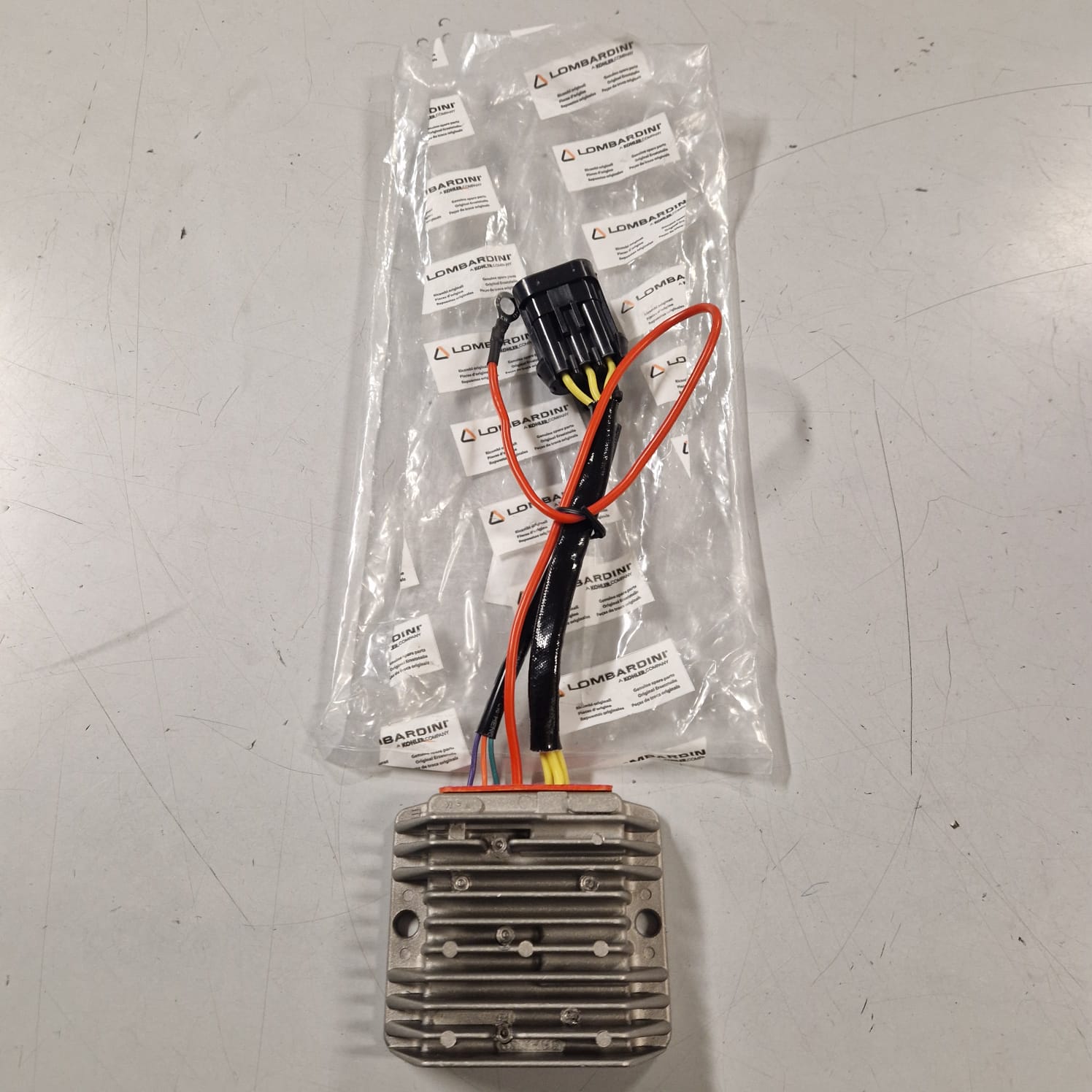 REGLIGIER 0112931 REGOLATORE DI TENSIONE (LIGIER NOVA-BEUP-BETWO) - immagine 1